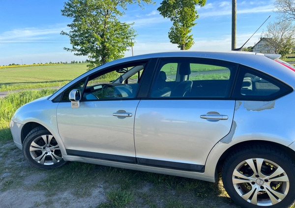 Citroen C4 cena 6400 przebieg: 205200, rok produkcji 2005 z Sompolno małe 121